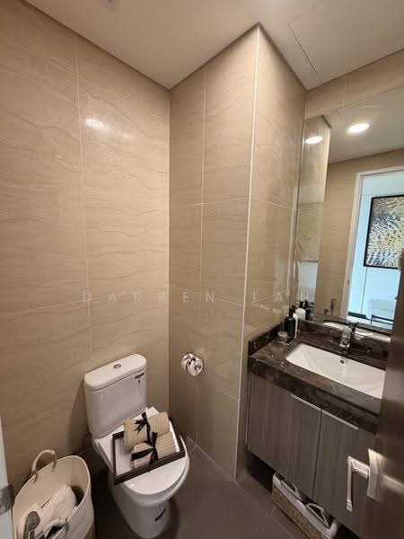 Kondominium untuk Dijual di Capella Embassy (D'Rapport Residences) - Darren Tan - Bathroom - PropertyGuru.com.my