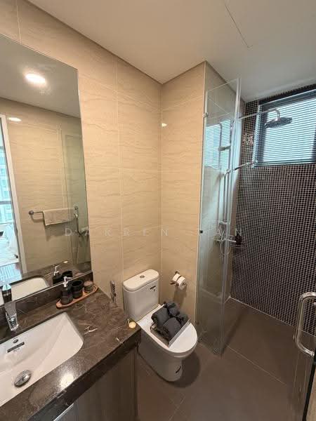 Kondominium untuk Dijual di Capella Embassy (D'Rapport Residences) - Darren Tan - Bathroom - PropertyGuru.com.my