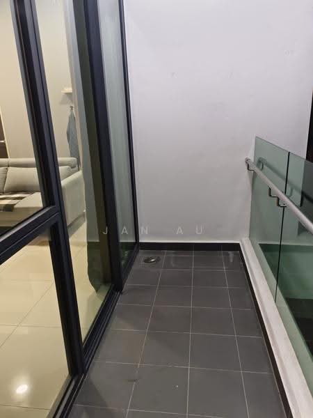 Kediaman Servis untuk Disewa di Res 280 - JAN AU - Balcony - PropertyGuru.com.my