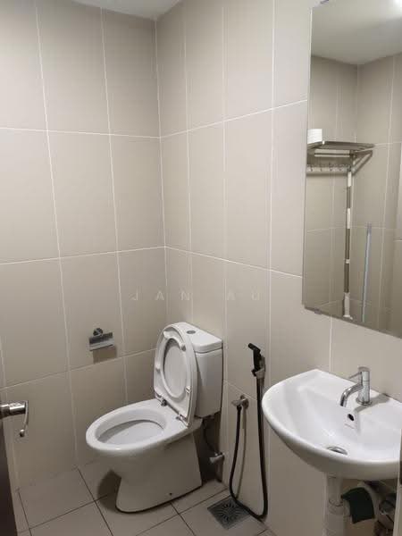 Kediaman Servis untuk Disewa di Res 280 - JAN AU - Bathroom - PropertyGuru.com.my