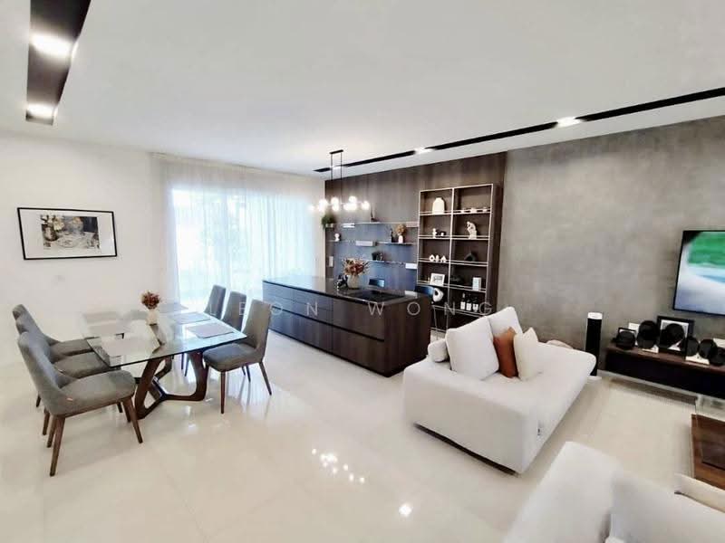 Rumah Teres untuk Disewa di Tamansari (Rawang) - LEON WONG - Living Room - PropertyGuru.com.my