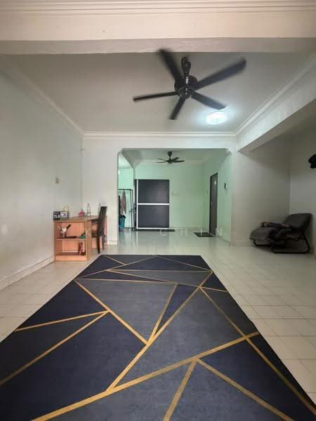 Rumah Teres 2-Tingkat untuk Dijual di Taman Mesra (Kulai) - Kuu Chin - Living Room - PropertyGuru.com.my