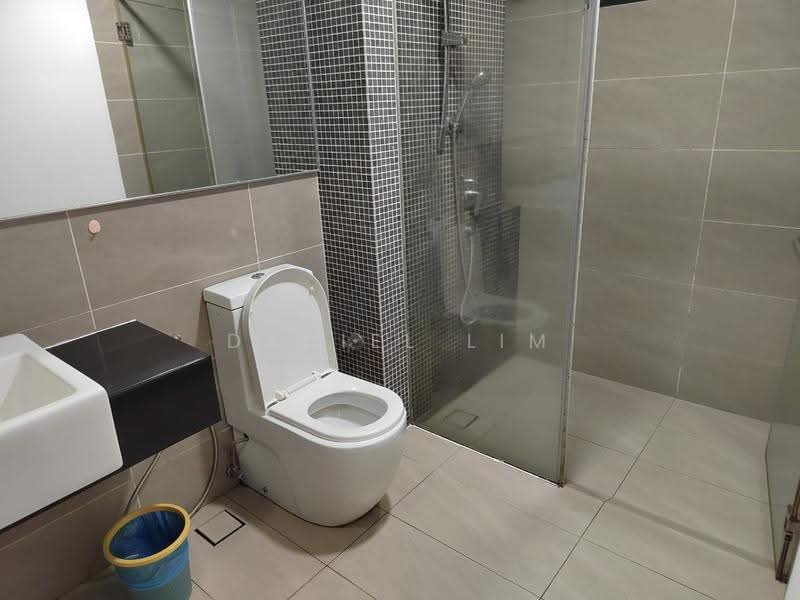 Apartment for Rent at V Residence Suites @ Sunway Velocity - Daniel Lim - Bathroom - PropertyGuru.com.my