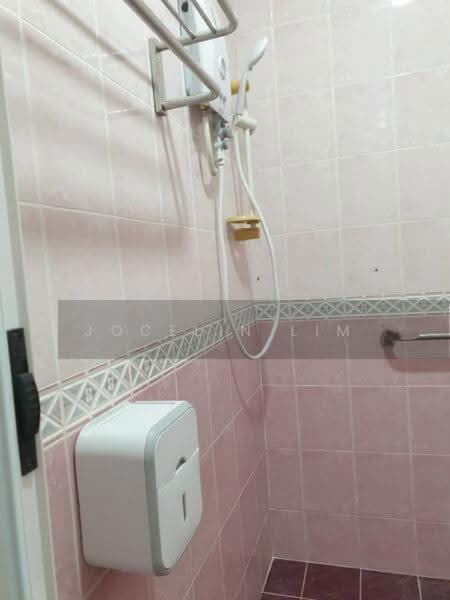 Rumah Teres 1-Tingkat untuk Dijual di SS14 (Subang Jaya) - Jocelin Lim - Bathroom - PropertyGuru.com.my