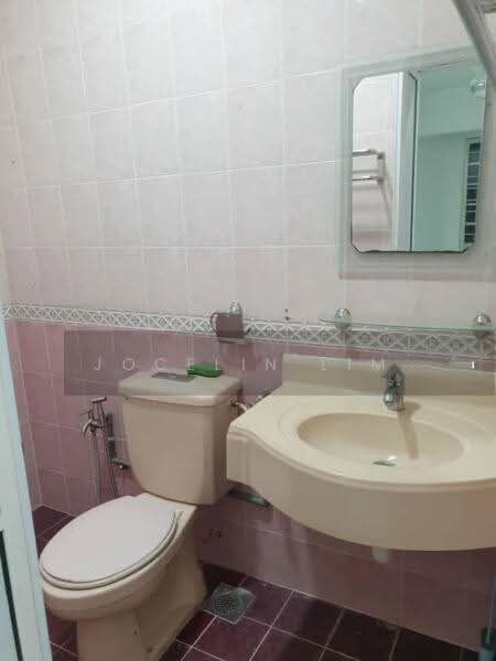 Rumah Teres 1-Tingkat untuk Dijual di SS14 (Subang Jaya) - Jocelin Lim - Bathroom - PropertyGuru.com.my