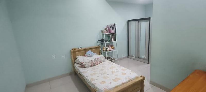Semi-Detached House for Sale in Taman Melodies (Johor Bahru) - Shirley Haw - Bedroom - PropertyGuru.com.my
