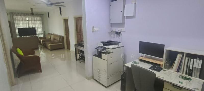 Semi-Detached House for Sale in Taman Melodies (Johor Bahru) - Shirley Haw - Living Room - PropertyGuru.com.my