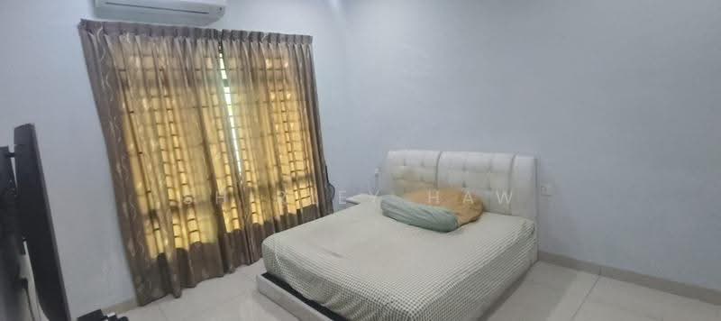 Semi-Detached House for Sale in Taman Melodies (Johor Bahru) - Shirley Haw - Bedroom - PropertyGuru.com.my