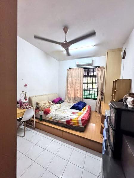Rumah Teres 1.5-Tingkat untuk Dijual di Taman Pelangi Indah (Ulu Tiram) - Karl Lim - Bedroom - PropertyGuru.com.my