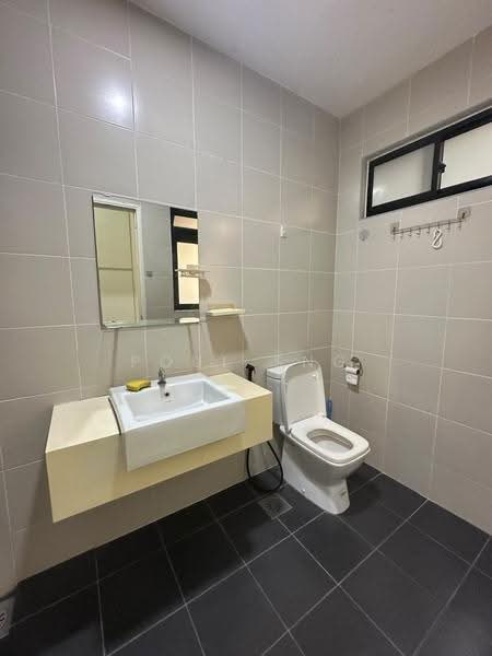 Service Residence for Rent at Meridin Suites @ The Meridin - Poul Sng - Bathroom - PropertyGuru.com.my