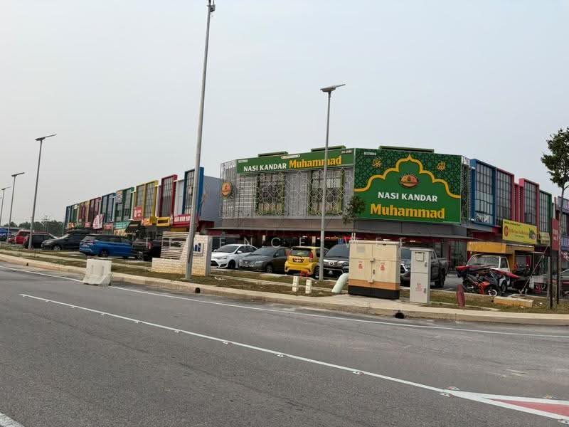 Shop / Office for Sale in Bandar Puncak Alam (Puncak Alam) - Terence Wee - Exterior - PropertyGuru.com.my