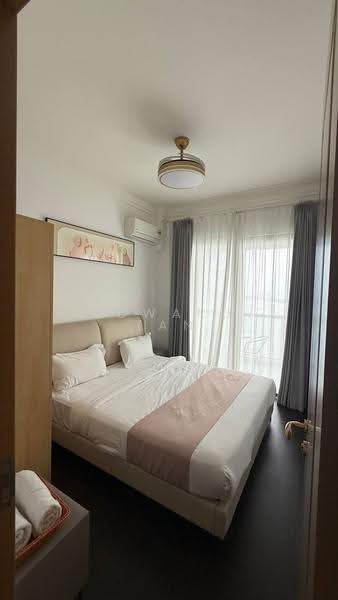 Kondominium untuk Dijual di R&F Princess Cove Phase 2-Seine Region - Edward Tan - Bedroom - PropertyGuru.com.my