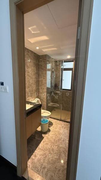 Kondominium untuk Dijual di R&F Princess Cove Phase 2-Seine Region - Edward Tan - Bathroom - PropertyGuru.com.my
