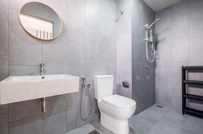 Kediaman Servis untuk Dijual di The Netizen - Jasmine Voon - Bathroom - PropertyGuru.com.my