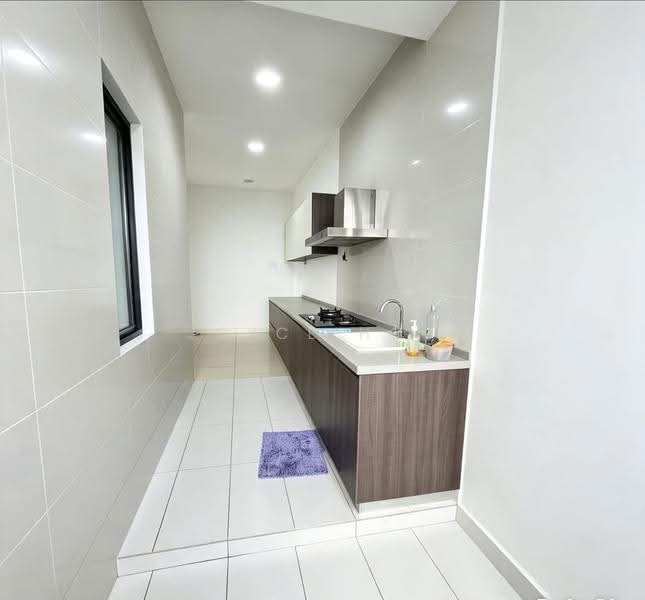 Kondominium untuk Dijual di Seri Puteri Hills Town Villa & Condominium - Joyce Hoo - Kitchen - PropertyGuru.com.my