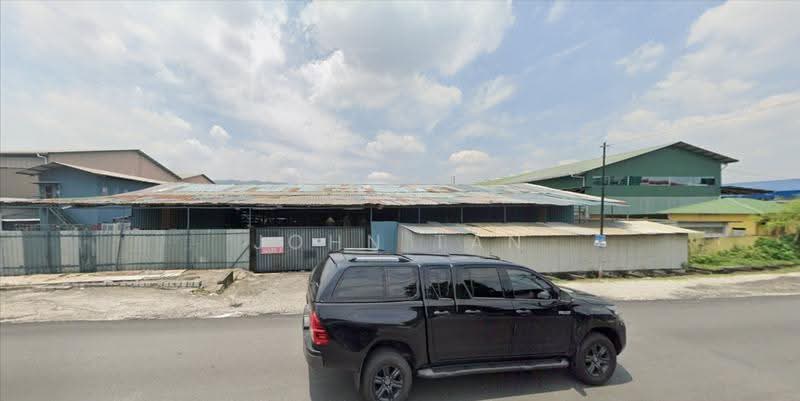 Gudang untuk Dijual di Kawasan Industri Kampung Jaya (Sungai Buloh) - John Tan - Exterior - PropertyGuru.com.my