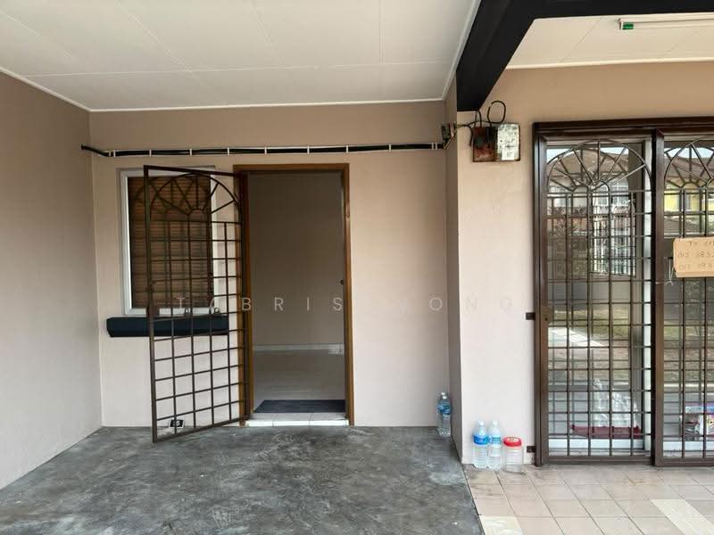 Rumah Teres untuk Disewa di Bandar Puteri Klang (Klang) - Tabris Wong - Exterior - PropertyGuru.com.my