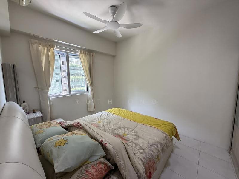 Pangsapuri untuk Dijual di Taman Bukit Erskine - Ruth Ong - Bedroom - PropertyGuru.com.my