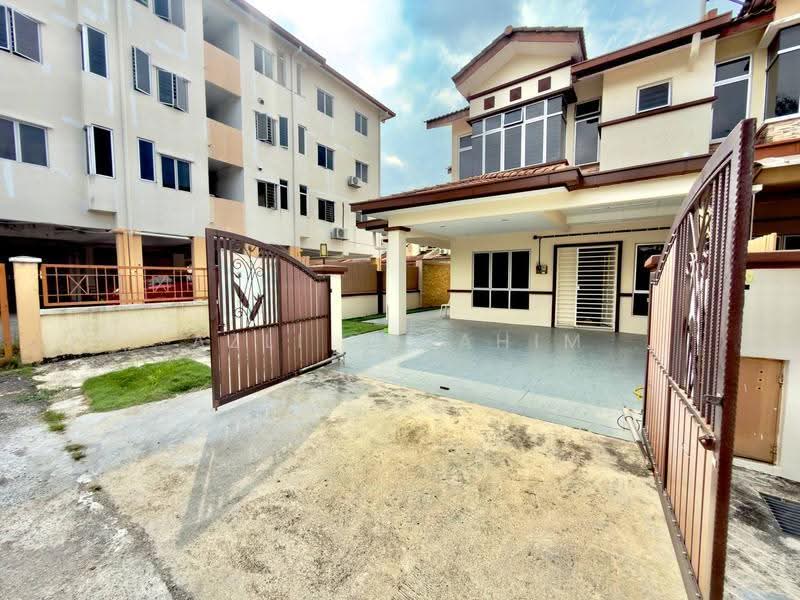 2-storey Terraced House for Sale in Taman Vista Hill (Cheras) - Azli Ibrahim - Exterior - PropertyGuru.com.my