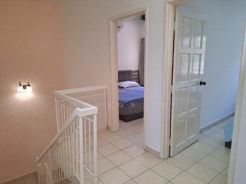 2-storey Terraced House for Rent in Bandar Putra Permai (Seri Kembangan) - Jackson Lee - Corridor - PropertyGuru.com.my