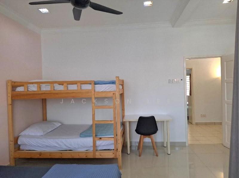 2-storey Terraced House for Rent in Bandar Putra Permai (Seri Kembangan) - Jackson Lee - Bedroom - PropertyGuru.com.my