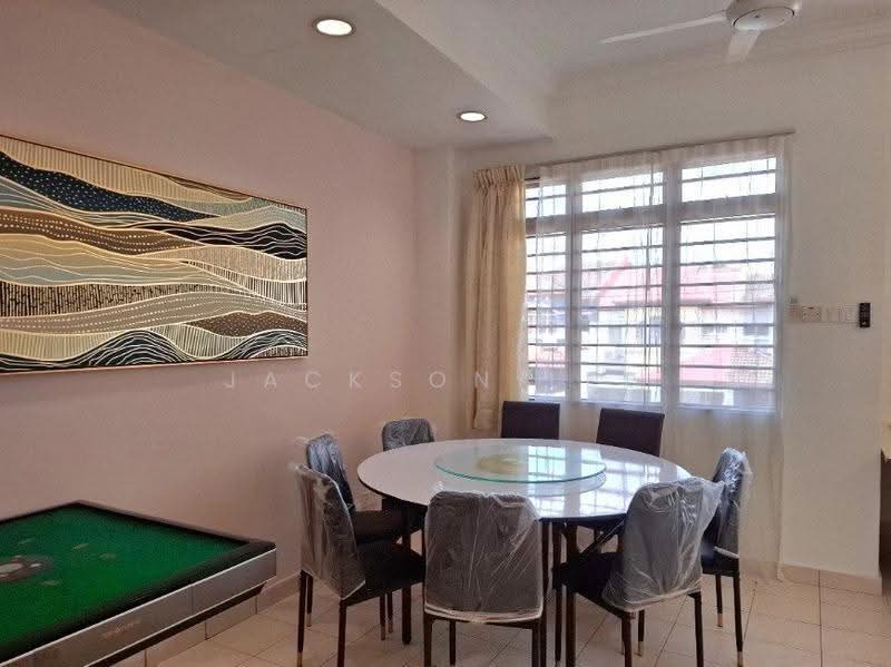 2-storey Terraced House for Rent in Bandar Putra Permai (Seri Kembangan) - Jackson Lee - Dining Room - PropertyGuru.com.my