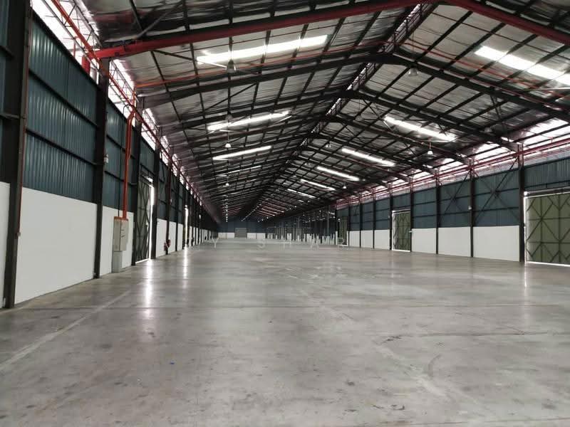 Gudang untuk Disewa di Seksyen 15 (Shah Alam) - Azy Shariz - Interior - PropertyGuru.com.my
