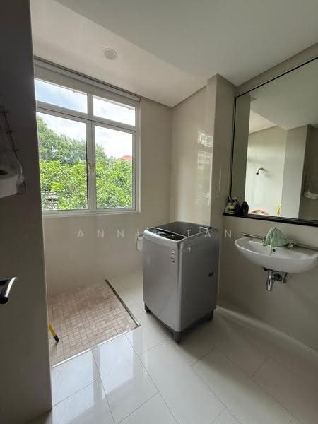 Terraced House for Sale in Tanjung Tokong (Penang) - Annie Tan - Bathroom - PropertyGuru.com.my