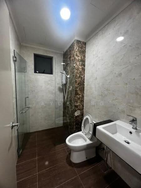Kondominium untuk Dijual di Laguna Heights (Bukit Laguna) - Jayden Ng - Bathroom - PropertyGuru.com.my