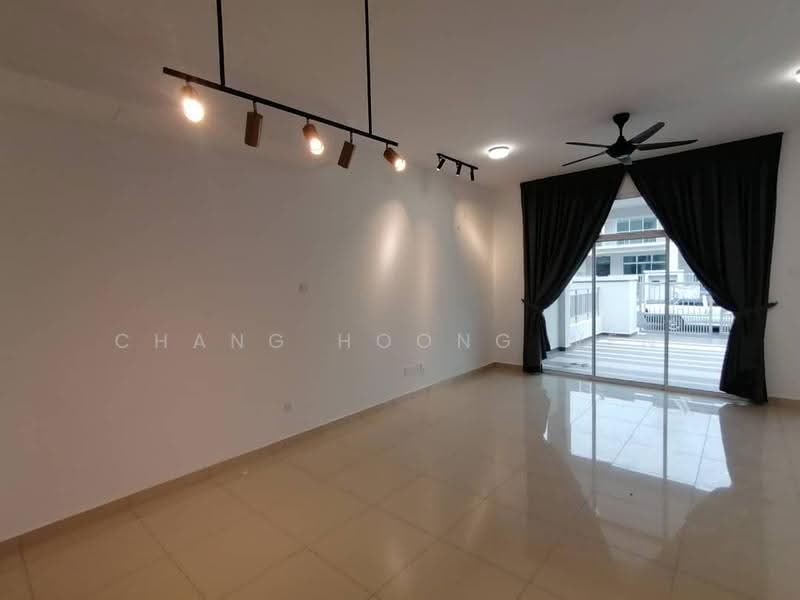 2-storey Terraced House for Rent in Taman Sri Penawar (Pengerang) - Chang Hoong Wen - Living Room - PropertyGuru.com.my