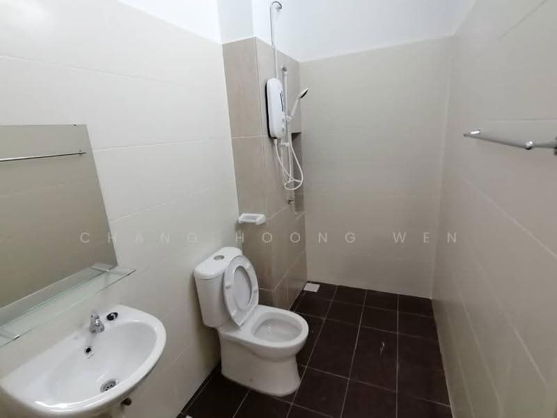 2-storey Terraced House for Rent in Taman Sri Penawar (Pengerang) - Chang Hoong Wen - Bathroom - PropertyGuru.com.my