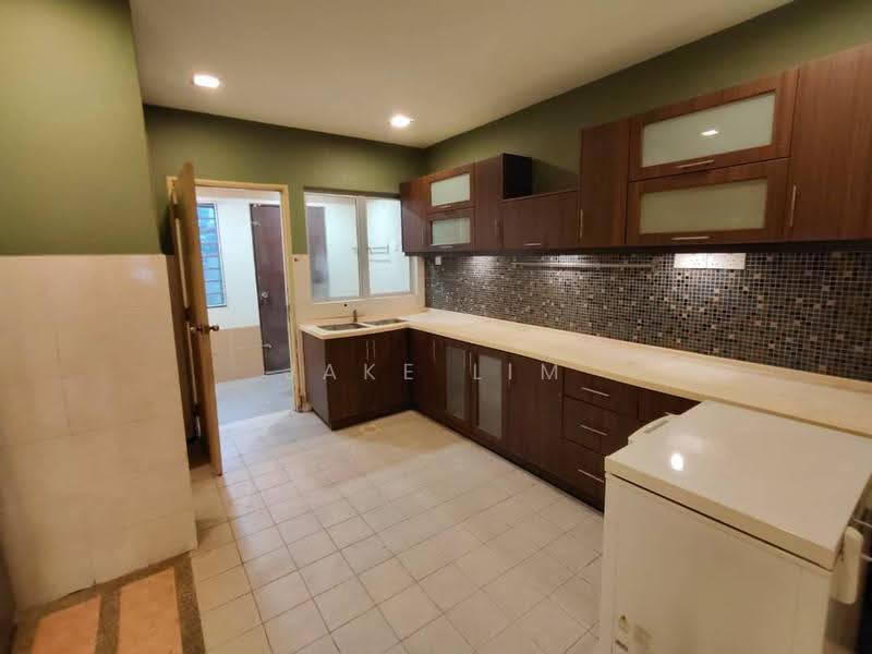 Rumah Teres 2.5-Tingkat untuk Dijual di Taman Bukit Serdang (Seri Kembangan) - Jake Lim - PropertyGuru.com.my