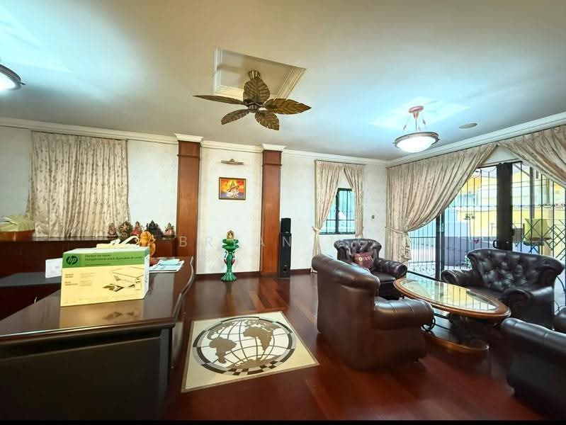 Bungalow House untuk Disewa di Country Heights (Kajang) - Bryan Ng - Living Room - PropertyGuru.com.my