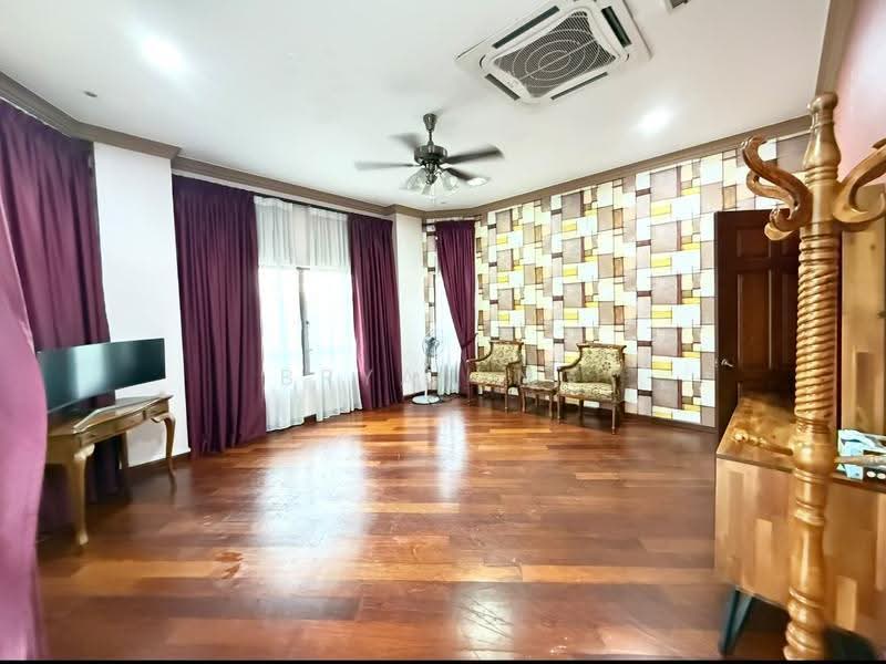 Bungalow House untuk Disewa di Country Heights (Kajang) - Bryan Ng - Living Room - PropertyGuru.com.my