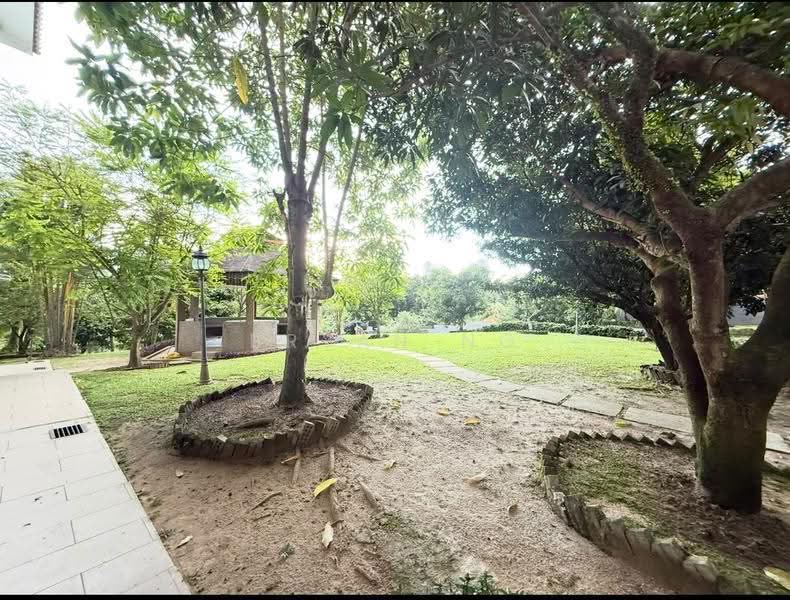 Bungalow House untuk Disewa di Country Heights (Kajang) - Bryan Ng - Garden - PropertyGuru.com.my