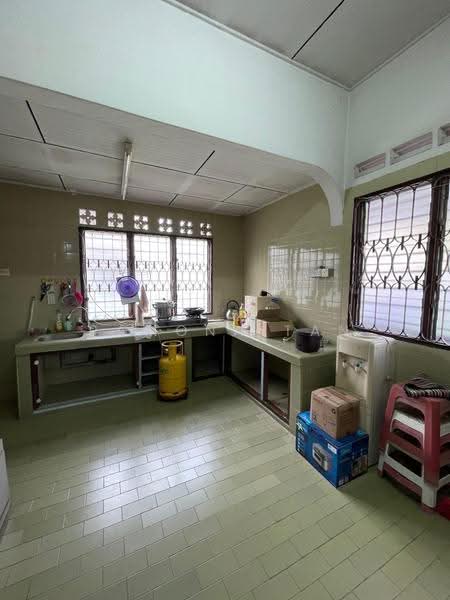 1-storey Terraced House for Sale in Taman Merdeka (Batu Berendam) - Ramona Tan - Kitchen - PropertyGuru.com.my