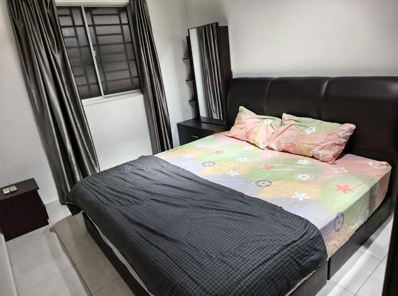 Pangsapuri untuk Dijual di Taman Bukit Erskine - Ruth Ong - Bedroom - PropertyGuru.com.my