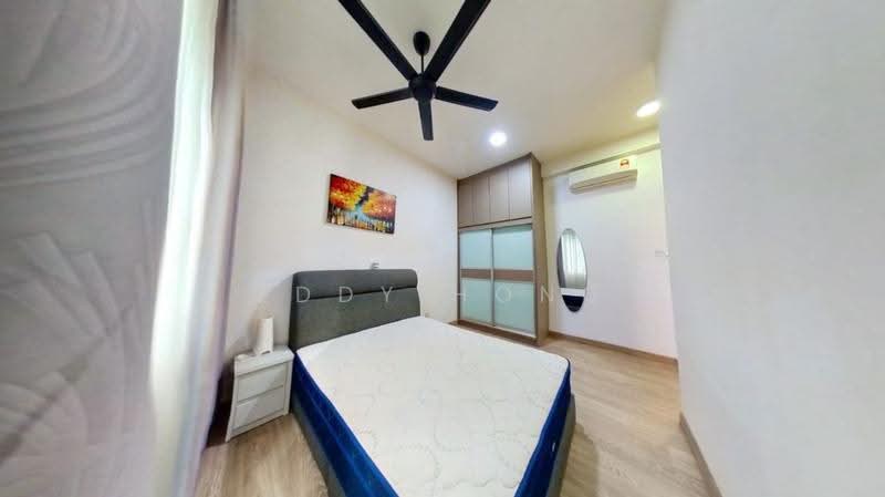 Kediaman Servis untuk Dijual di South View - Eddy Hong - Bedroom - PropertyGuru.com.my