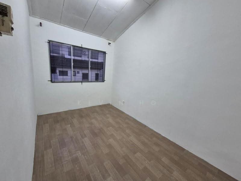 2-storey Terraced House for Sale in Taman Desa Cemerlang (Ulu Tiram) - Kevin Ho - Interior - PropertyGuru.com.my