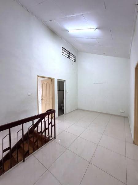 2-storey Terraced House for Sale in Taman Pelangi (Johor Bahru) - Karl Lim - Interior - PropertyGuru.com.my