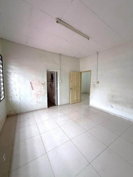 2-storey Terraced House for Sale in Taman Pelangi (Johor Bahru) - Karl Lim - Interior - PropertyGuru.com.my