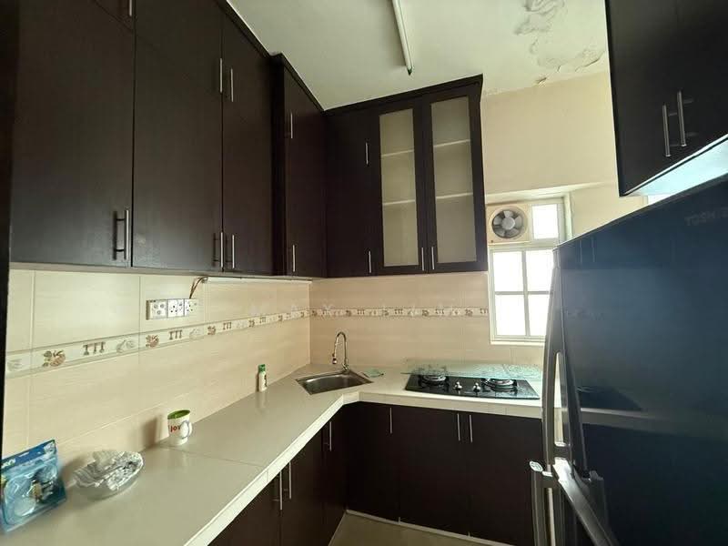 Rumah Flat untuk Dijual di Taman Seri Damai - Max Lim - Kitchen - PropertyGuru.com.my