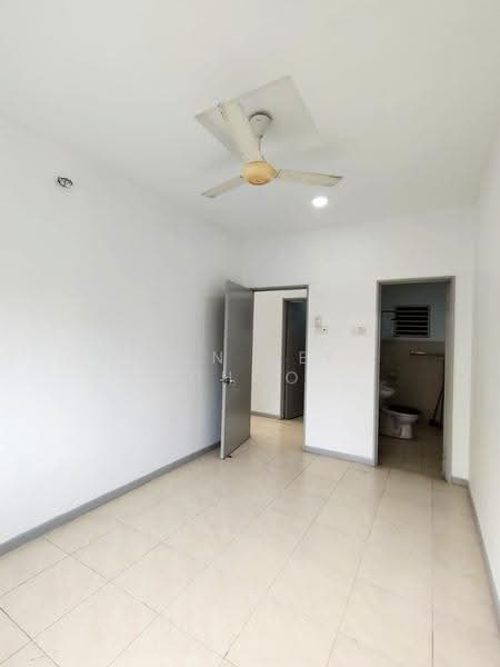 Apartment for Sale at Baiduri Court Apartment - Tan Bee Choo - Interior - PropertyGuru.com.my