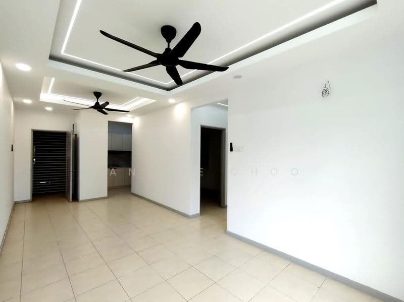 Apartment for Sale at Baiduri Court Apartment - Tan Bee Choo - Living Room - PropertyGuru.com.my
