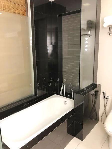 Apartment for Rent at Dua Sentral - Raja Krishnan - Bathroom - PropertyGuru.com.my