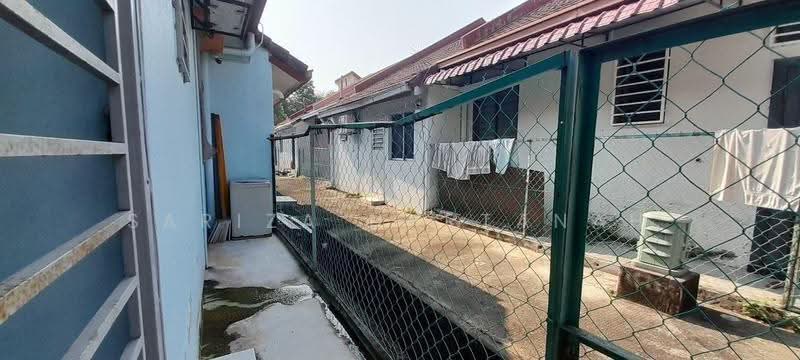 Rumah Teres 1-Tingkat untuk Dijual di Klang (Selangor) - Sariza Hartanah - Exterior - PropertyGuru.com.my