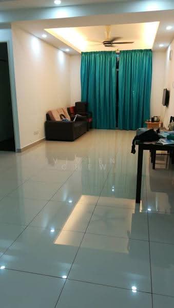 Condominium for Sale at The Oasis - Vivien Chew - Living Room - PropertyGuru.com.my