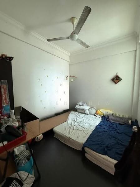 Condominium for Sale at The Oasis - Vivien Chew - Bedroom - PropertyGuru.com.my