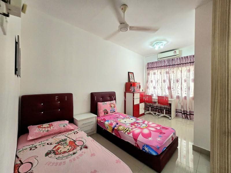 2-storey Terraced House for Sale in Seksyen 15 (Bangi) - Fikri Yasmin - Bedroom - PropertyGuru.com.my