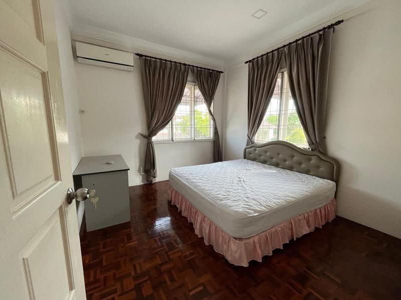 2-storey Terraced House for Rent in Kenny Hill (Kuching) - Lily Ng - Bedroom - PropertyGuru.com.my